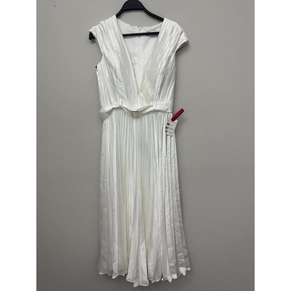IEENA Mac Duggal Gown Dress White Pleated Cap Sleeve Belted A Line 26483 Size 6
